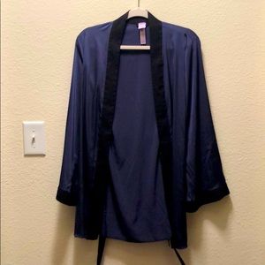 Savage X Fenty Short Robe in blue